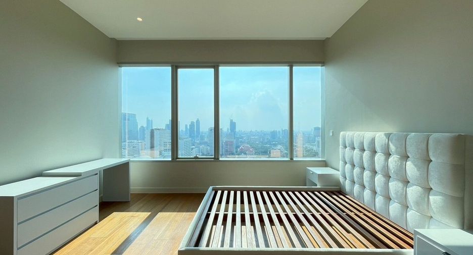 Condo en venta de 4 habitaciones en Pathum Wan, Bangkok