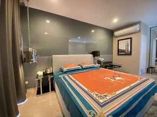 For sale 3 bedrooms townhouse in Yan Nawa, Bangkok