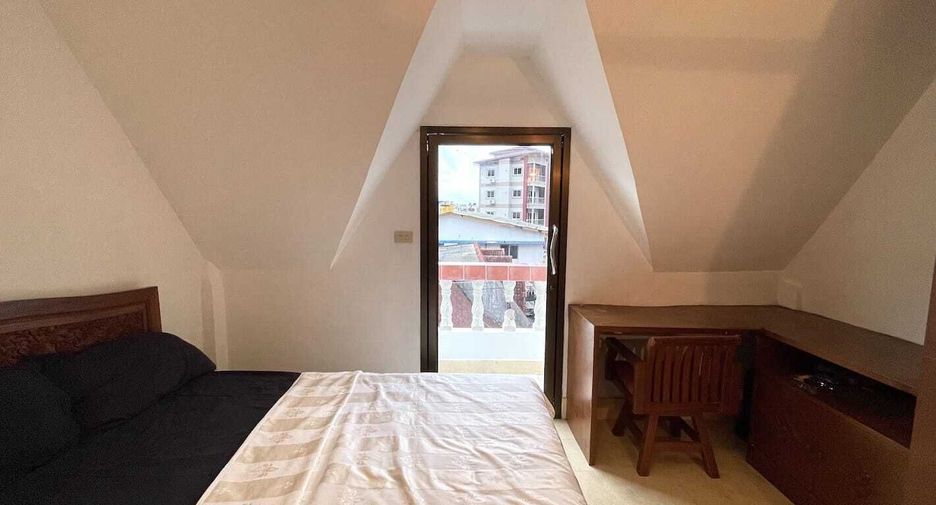 For sale 3 ベッドルーム townhouse in Kathu, Phuket