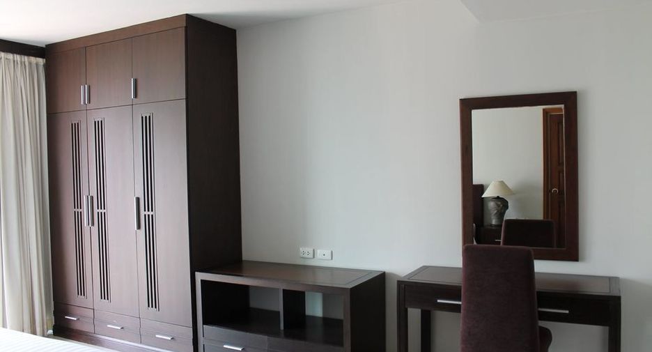 For rent 1 bed condo in Sathon, Bangkok
