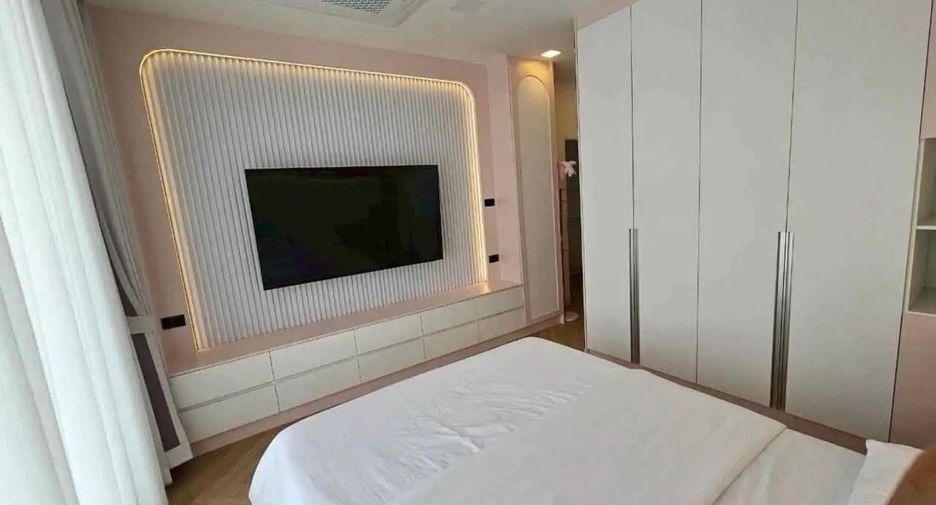 For rent 4 bedrooms house in Lat Krabang, Bangkok