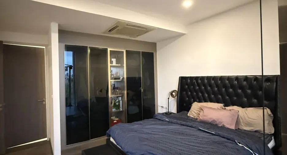 À vendre 2 chambres condo à Watthana, Bangkok