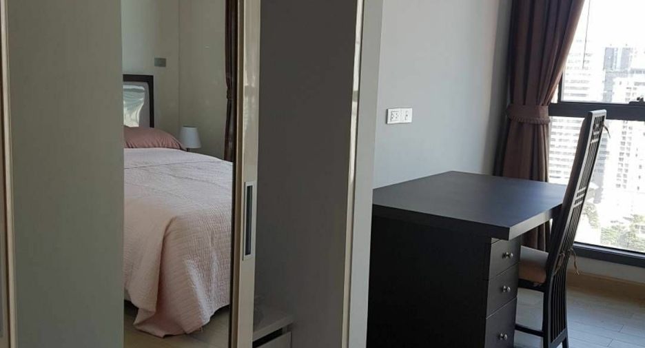 Condo en venta de 3 habitaciones en Khlong Toei, Bangkok