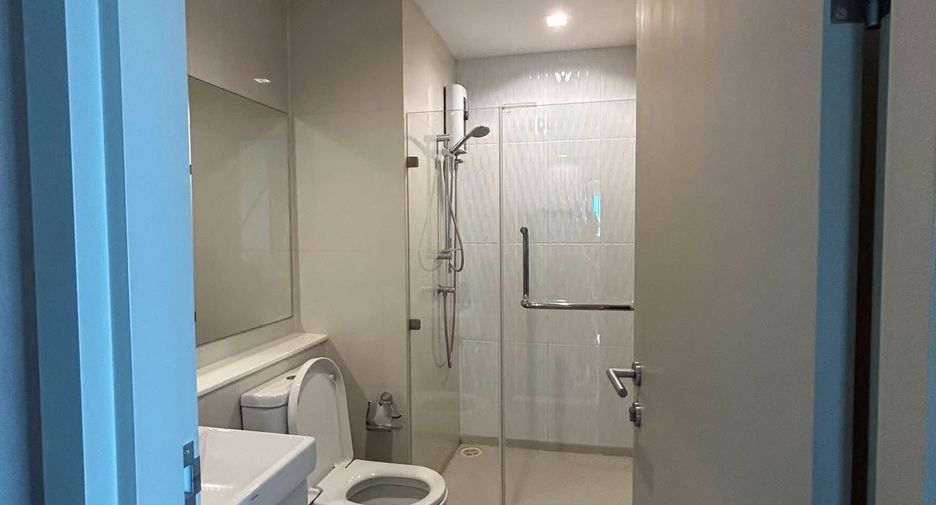 For rent 2 bedrooms apartment in Chatuchak, Bangkok