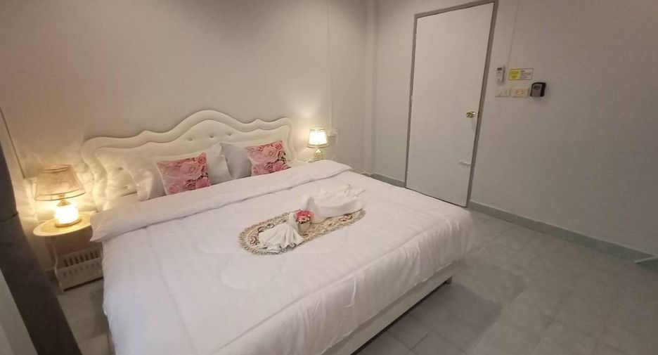 Reihenhaus zur Miete mit 2 Zimmer in Mueang Phuket, Phuket