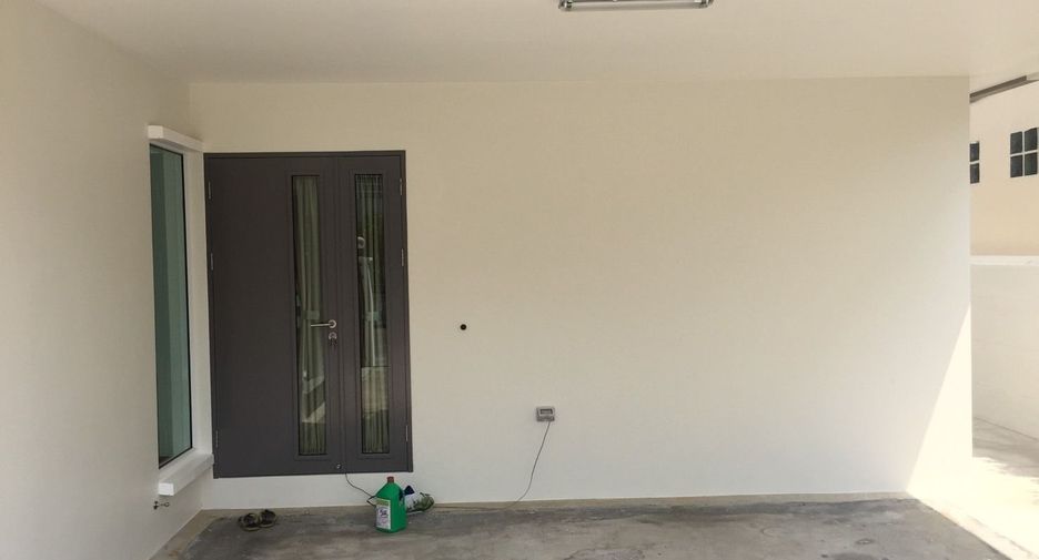 Haus zur Miete mit 3 Zimmer in Phra Pradaeng, Samut Prakan