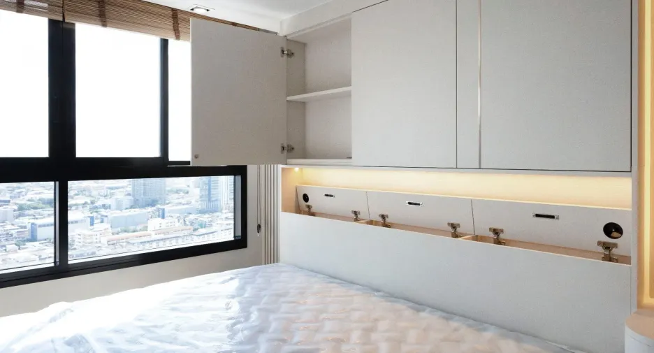 For sale 2 bedrooms condo in Bang Phlat, Bangkok