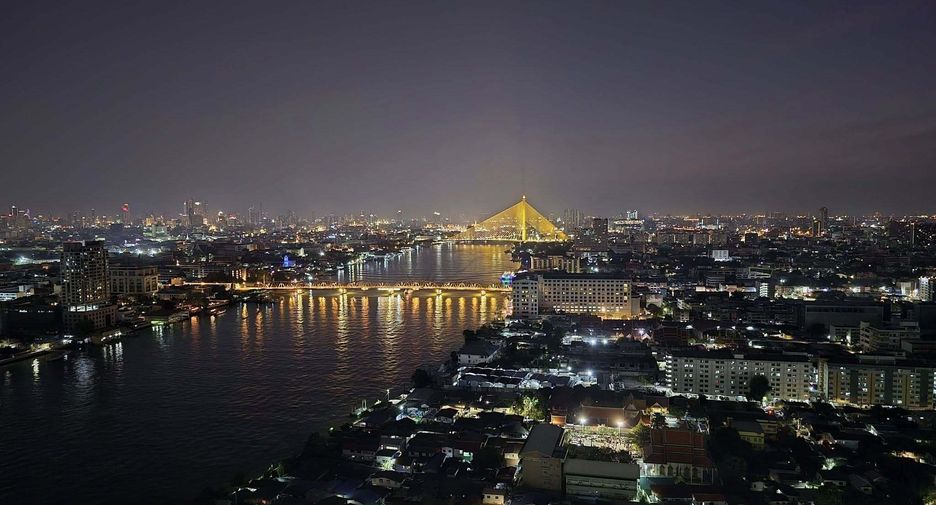For sale 2 bedrooms condo in Bang Phlat, Bangkok