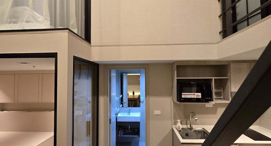 For sale 2 bedrooms condo in Bang Phlat, Bangkok