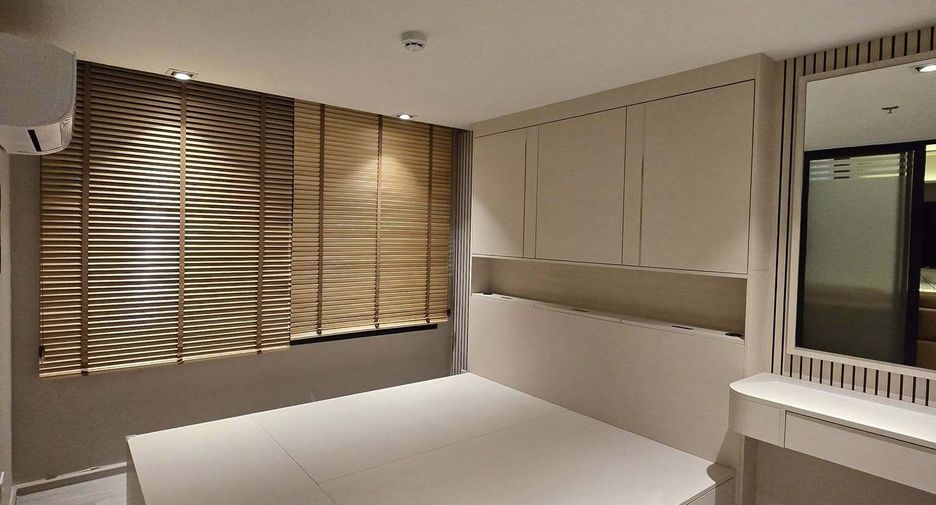 For sale 2 bedrooms condo in Bang Phlat, Bangkok