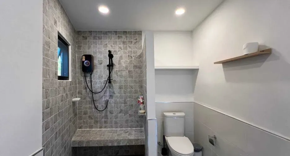 For rent 1 bed townhouse in Thalang, Phuket