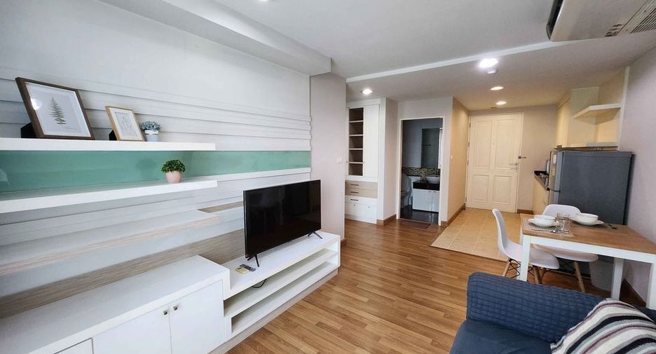 For rent 1 bed condo in Phaya Thai, Bangkok