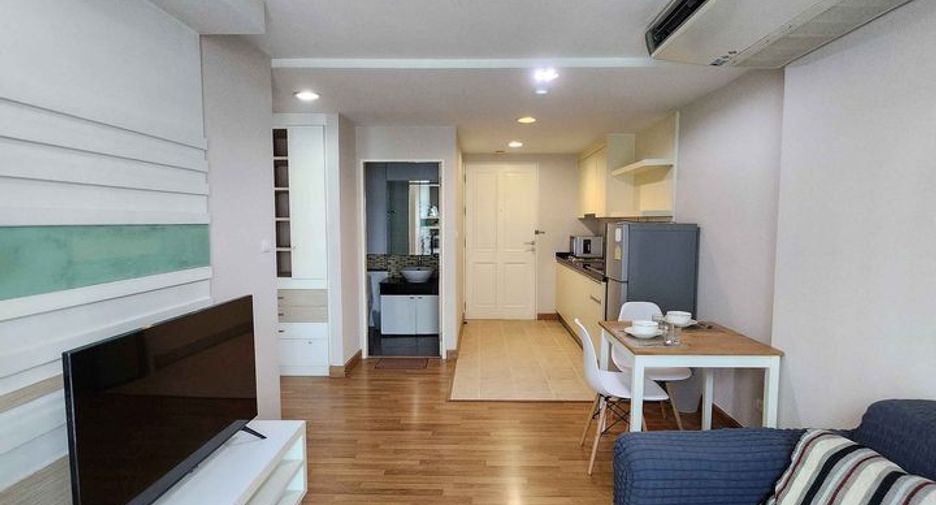 For rent 1 bed condo in Phaya Thai, Bangkok
