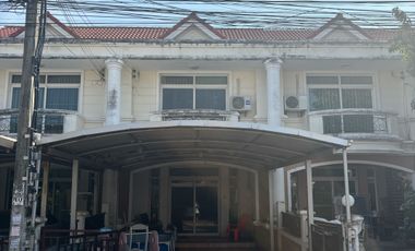 For sale 3 bedrooms townhouse in Min Buri, Bangkok