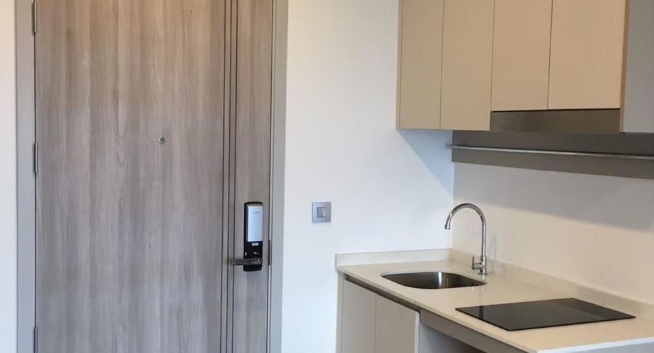 À vendre 1 chambre condo à Sathon, Bangkok