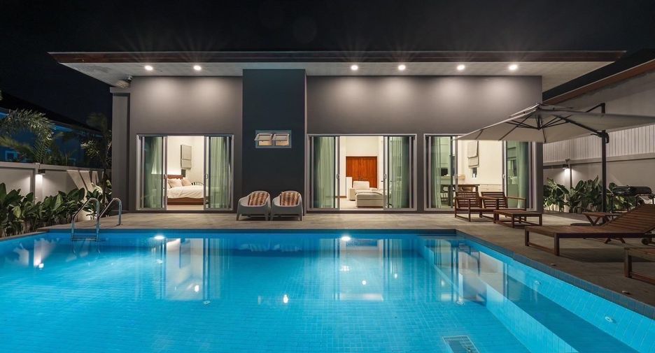For sale 4 bedrooms villa in Thalang, Phuket