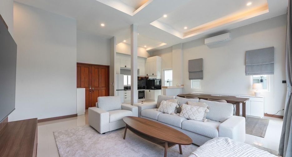 For sale 4 bedrooms villa in Thalang, Phuket