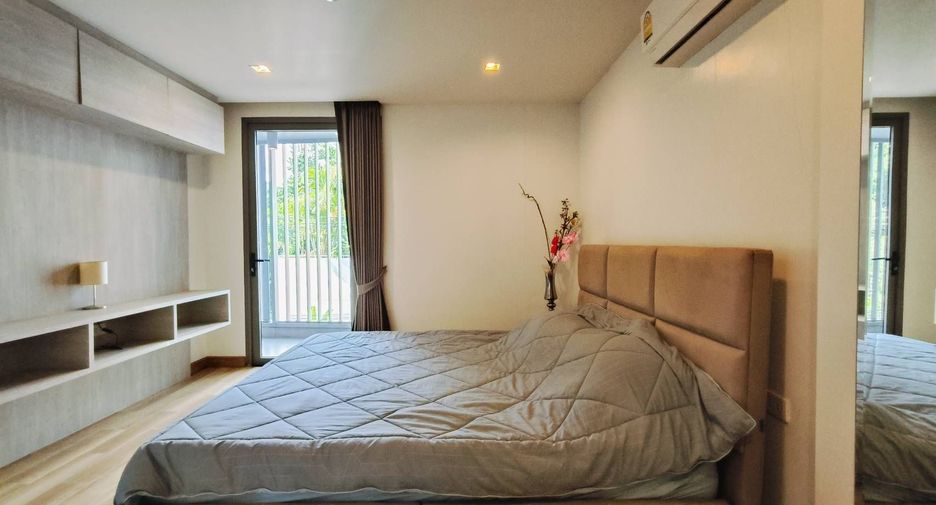 For sale and for rent 2 bedrooms condo in Watthana, Bangkok
