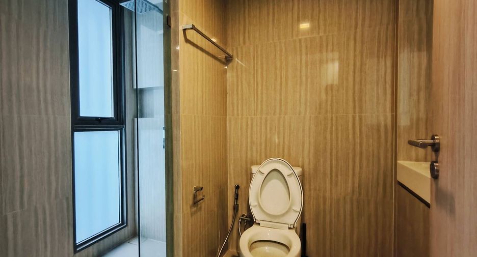 For sale and for rent 2 bedrooms condo in Watthana, Bangkok