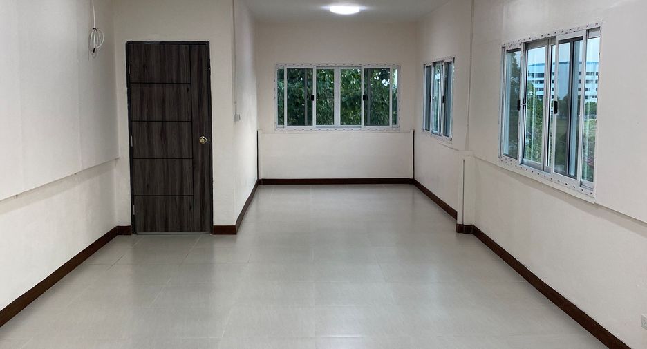 Casa en venta de 10 habitaciones en Thawi Watthana, Bangkok