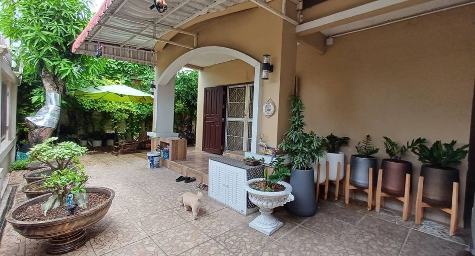 Casa en venta de 10 habitaciones en Thawi Watthana, Bangkok