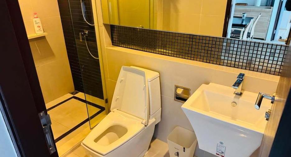Condo en alquiler de 2 habitaciones en Sathon, Bangkok