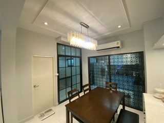For sale そして for rent 3 ベッドルーム townhouse in Saphan Sung, Bangkok