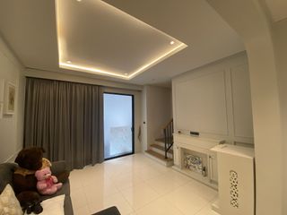 For sale そして for rent 3 ベッドルーム townhouse in Saphan Sung, Bangkok