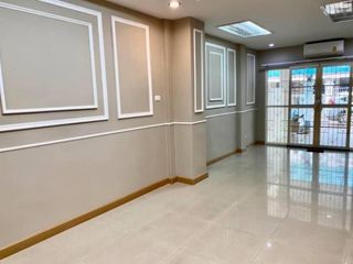 For rent 3 bedrooms house in Bang Khen, Bangkok