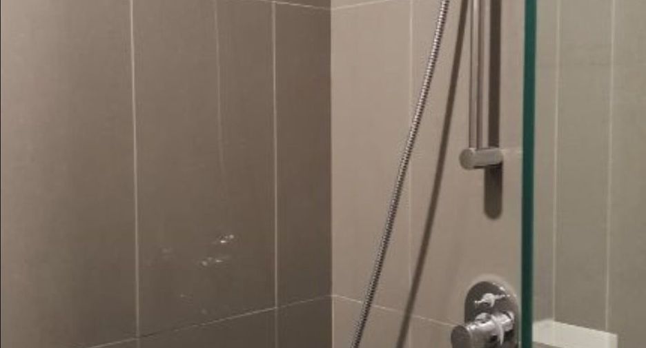Condo en alquiler de 1 habitaciones en Bang Rak, Bangkok