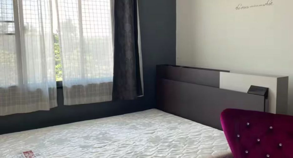 For rent 2 bedrooms townhouse in Bang Phli, Samut Prakan