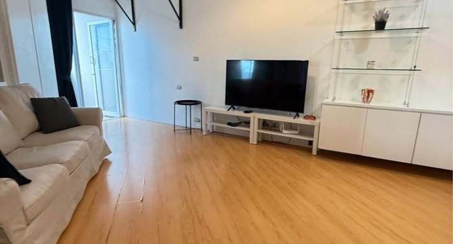 For rent 1 bed condo in Watthana, Bangkok