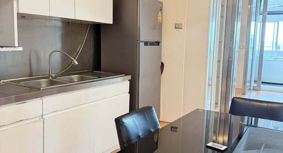 For rent 1 bed condo in Watthana, Bangkok