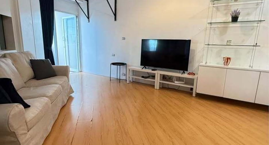 For rent 1 bed condo in Watthana, Bangkok