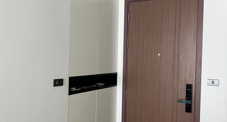 For sale 1 bed condo in Khlong Toei, Bangkok