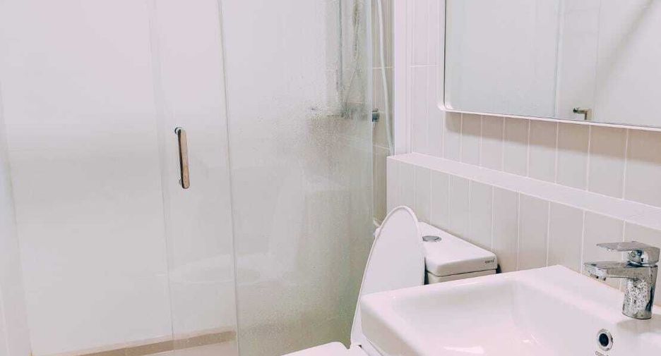 For rent 2 bedrooms townhouse in Bang Phli, Samut Prakan