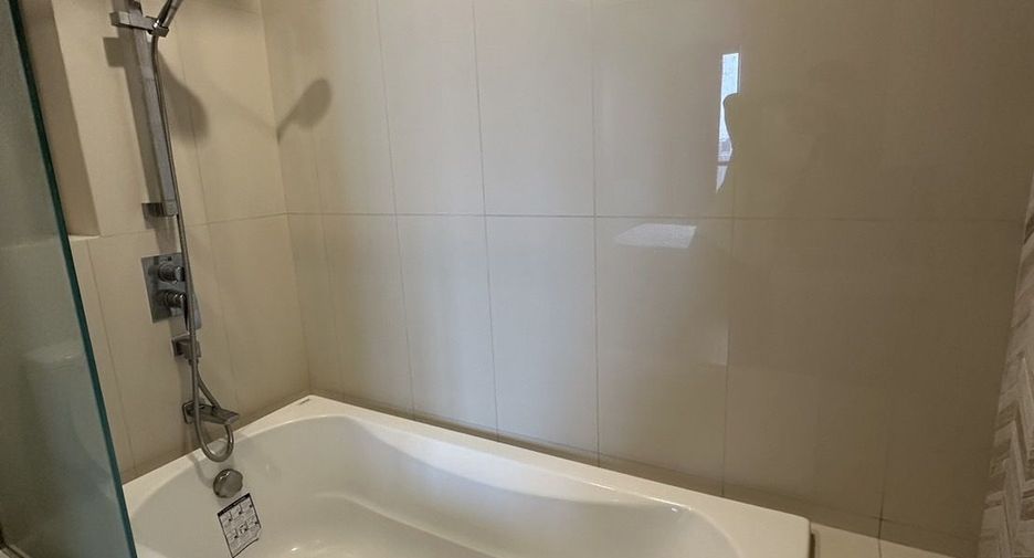 Wohnung zur Miete mit 1 Zimmer in Khlong Toei, Bangkok