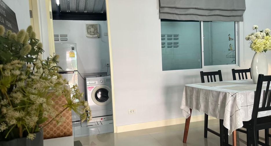 For rent 3 bedrooms townhouse in Mueang Phuket, Phuket