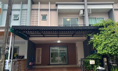 For rent 3 bedrooms townhouse in Mueang Phuket, Phuket