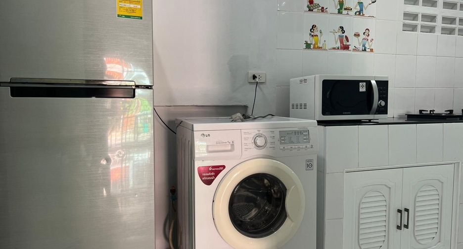 For rent 3 bedrooms townhouse in Mueang Phuket, Phuket