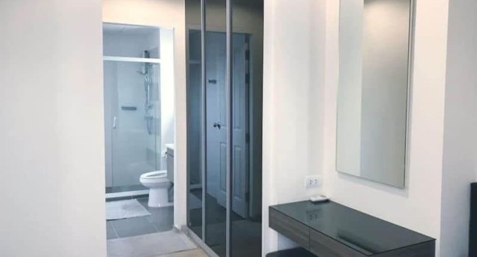For rent 1 bed condo in Phra Khanong, Bangkok