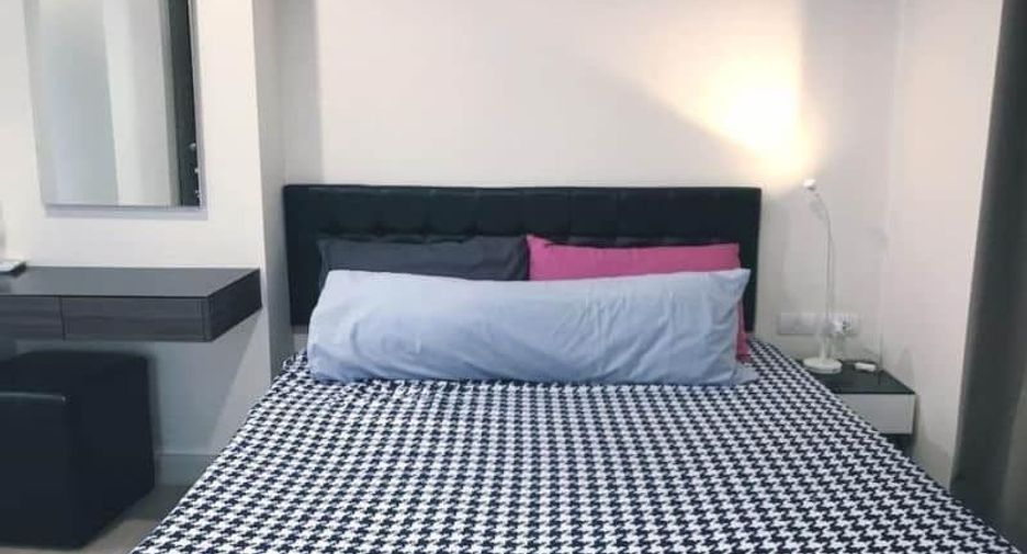 For rent 1 bed condo in Phra Khanong, Bangkok