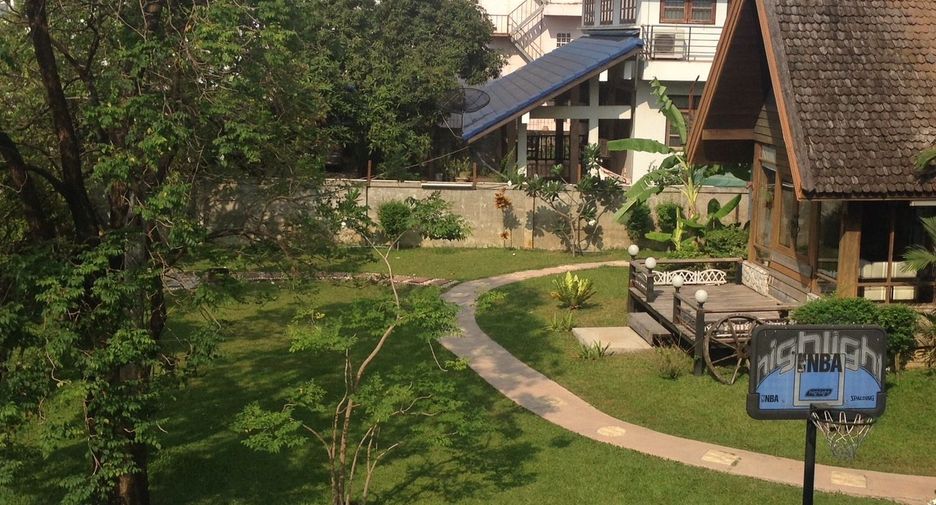 Haus zum Kauf mit 6 Zimmer in Bang Bon, Bangkok