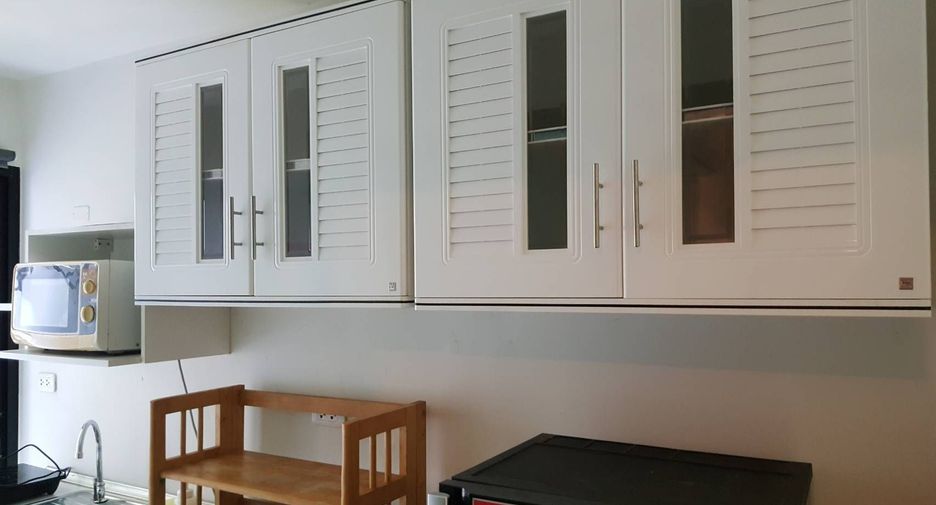 For sale 1 bed condo in Mueang Samut Prakan, Samut Prakan