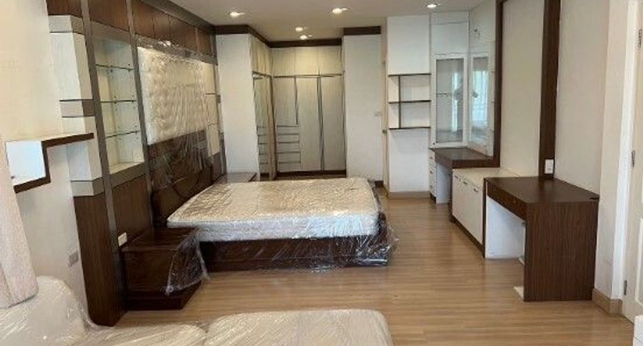 Продажа 4 спальни дом в Mueang Samut Prakan, Самутпракан