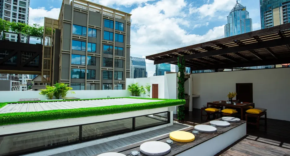 For rent 6 bedrooms condo in Pathum Wan, Bangkok