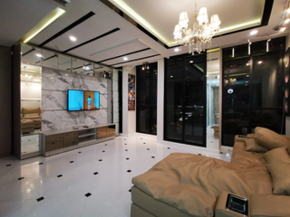 Wohnung zum Kauf mit 2 Zimmer in Pathum Wan, Bangkok