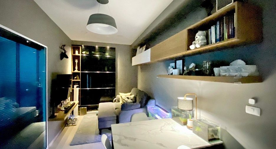 For sale 2 ベッドルーム condo in Huai Khwang, Bangkok