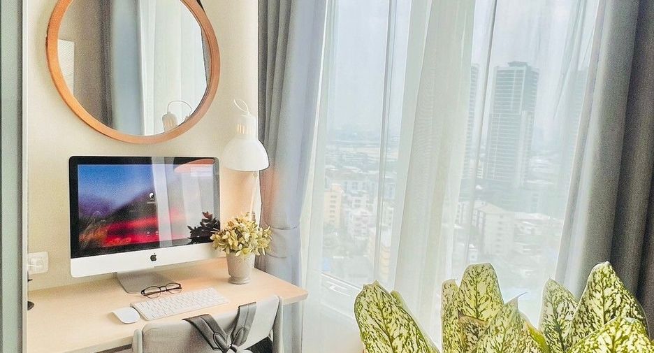 For sale 2 ベッドルーム condo in Huai Khwang, Bangkok