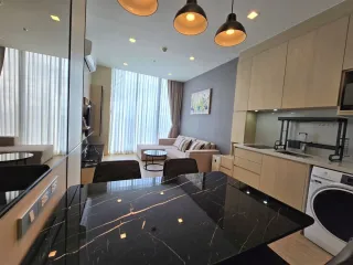 À louer 2 chambres condo à Watthana, Bangkok